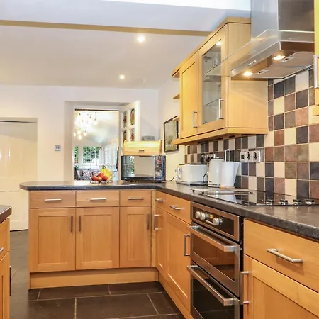 Coombe Holiday home *
