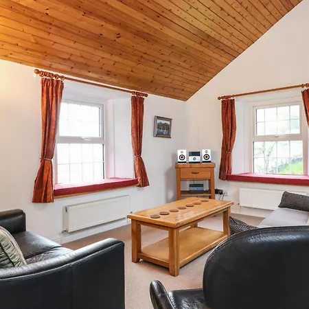 Coombe * 博罗代尔谷