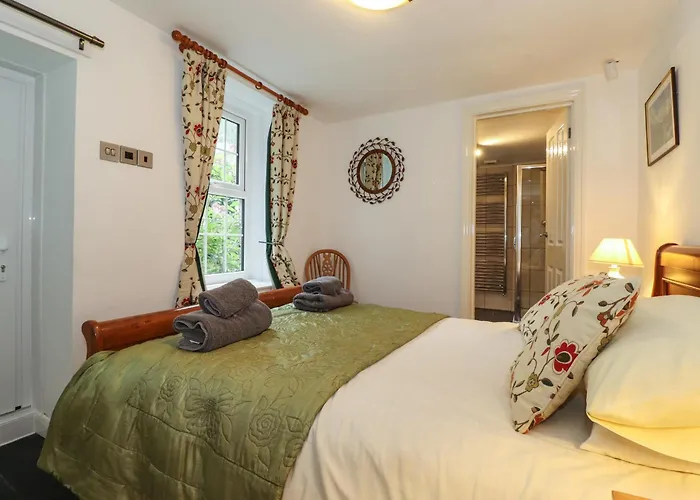 Holiday home Coombe *